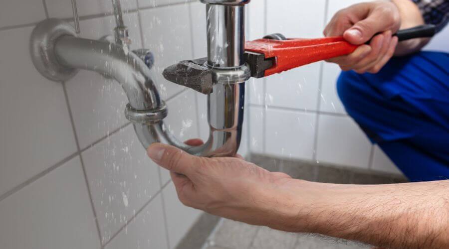 Professional bathroom faucet installation in Libertyville, IA